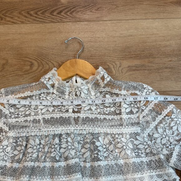 Anthropologie White & Black Lace Long Sleeve Blouse – Size Small - Picture 8 of 8